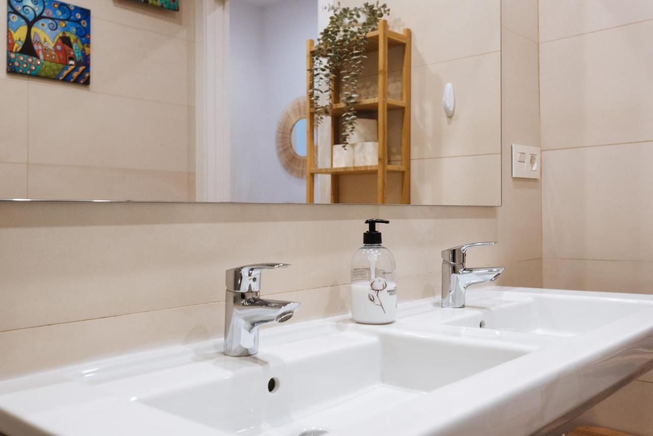 Apartamento Estelar Con Piscina Y Garaje Nervion Apartment Sevilla Exterior foto